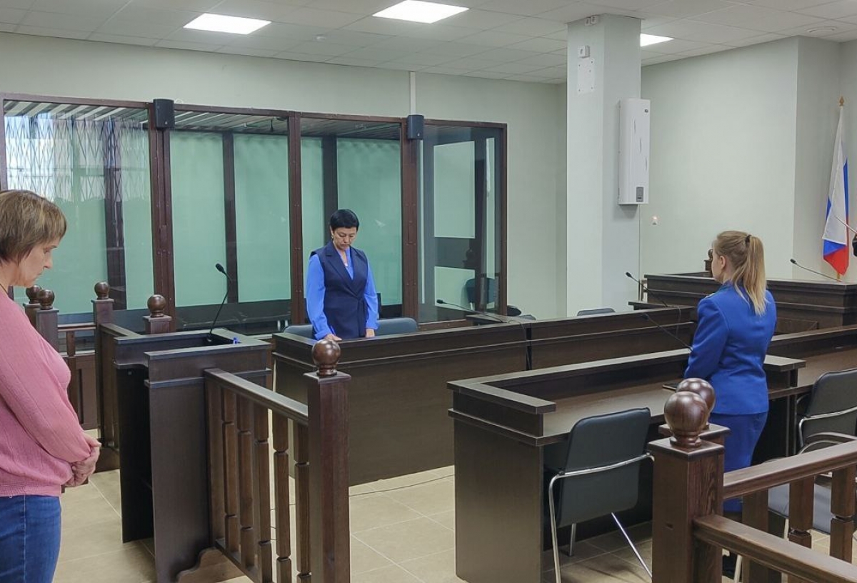 Жительницу Омской области, убившую мужа в присутствии детей, осудили на 9 лет