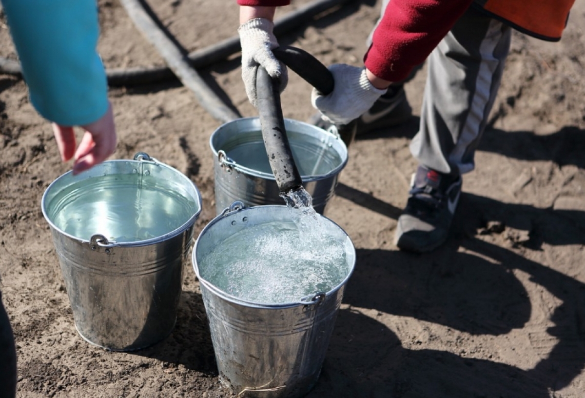 Топили снег, чтобы умыться и сварить обед: жители омского села в Исилькульском районе неделю сидели без воды