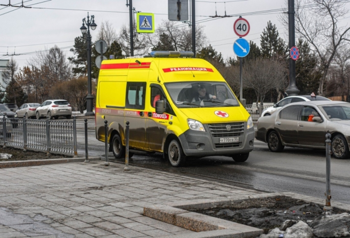 В столкновении двух легковушек в Омске пострадал младенец