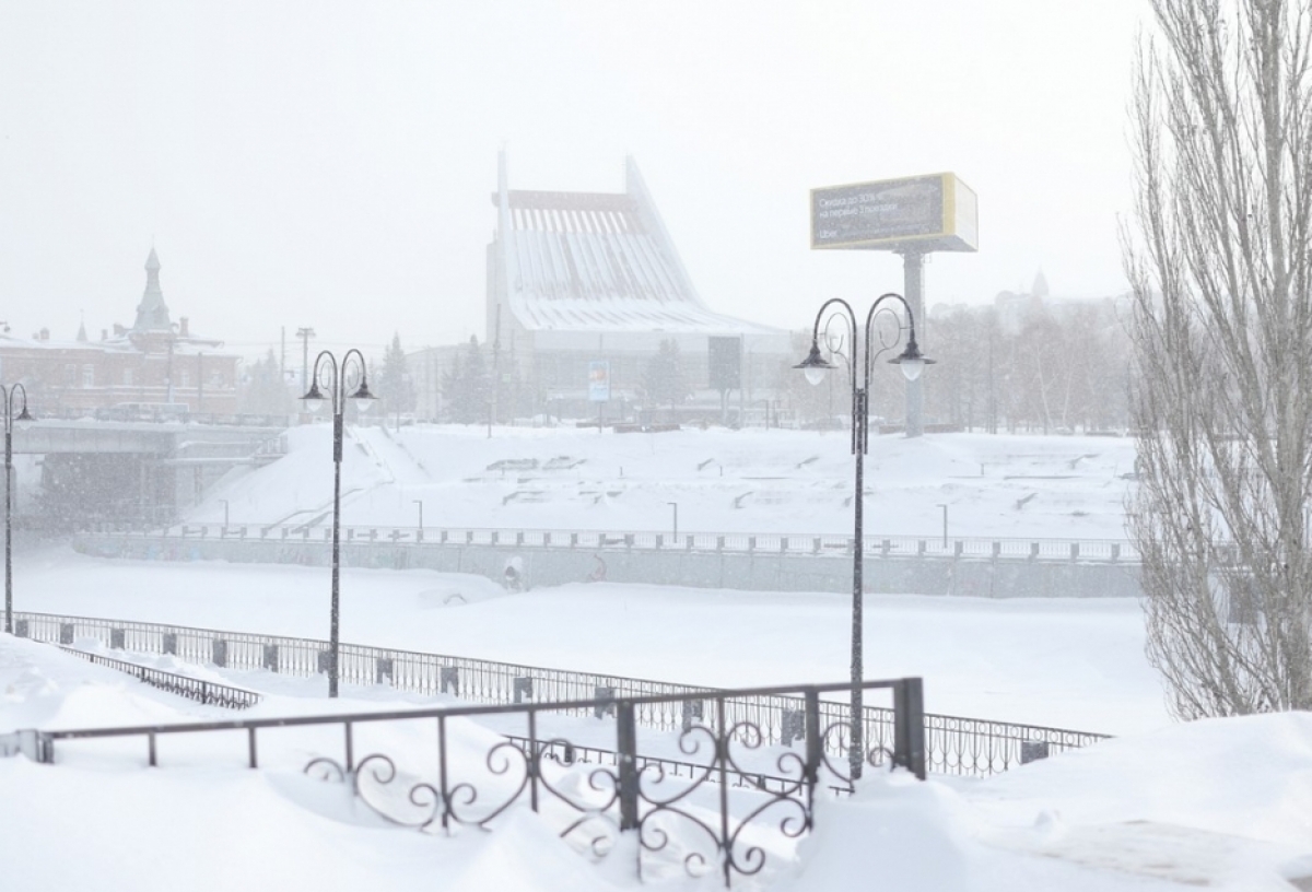 В День всех влюбленных в Омске ожидается снег, метель и сильный ветер