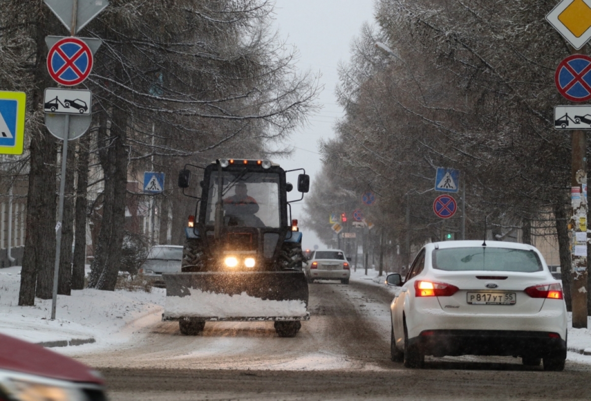 Омская прокуратура внесла более 120 представлений властям и службам из-за плохой уборки снега