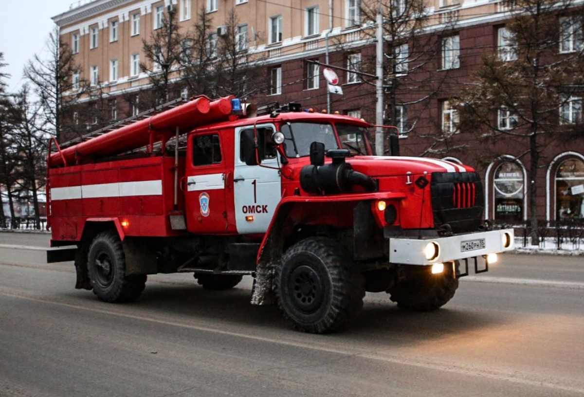 За два месяца зимы в Омской области сгорели почти 100 авто