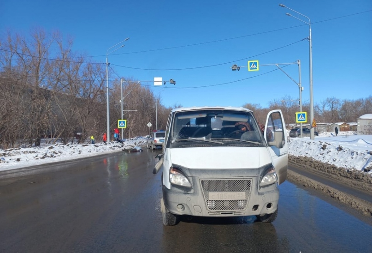 На Красноярском тракте в Омске «Газель» насмерть сбила мужчину