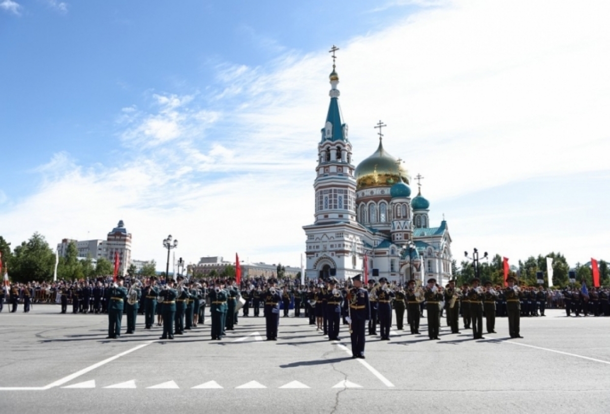 В Омске к 9 мая откроют более 40 торговых точек с кофе, мороженым и цветами