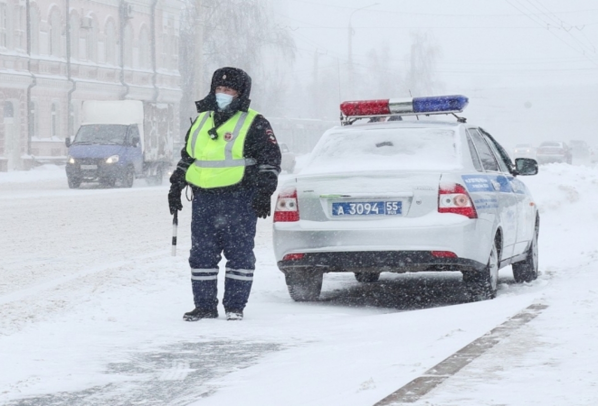 В Омской области в условиях снегопада произошло уже более 40 ДТП