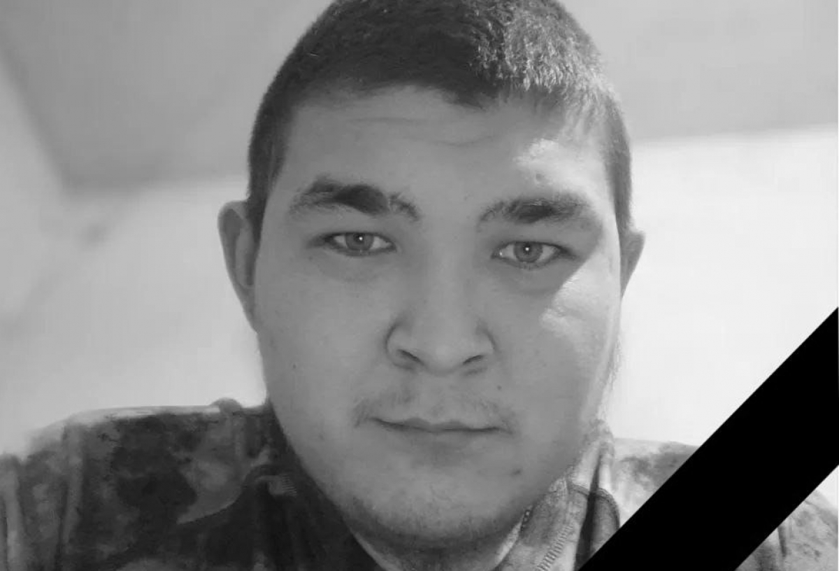 В Омской области простились с погибшим на СВО молодым трактористом