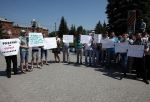 Работники «Омсктрансмаша» вышли на митинг против сокращения персонала