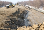«К нескольким участкам не можем приступить»: Со строительством дороги-дублера на Левобережье Омска возникли проблемы