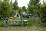 Закрытые от омичей кладбища будут обрабатывать против клещей