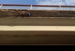В Омске с путепровода на Черлакский тракт на проезжую часть сыпятся куски бетона 
