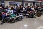 Омских пассажиров несколько лишних часов продержали в аэропорту Крыма