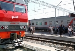 На железной дороге в Омской области погибли два подростка