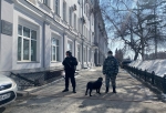 По Сибири прокатилась волна ложных минирований зданий органов власти - на улицу вывели и сотрудников омской мэрии (фото)