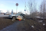 В Омске «Тойоту» разорвало пополам после столкновения с «Ниссаном» — пострадал молодой водитель