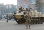 «Пока, асфальт»: на репетиции парада Победы в Омске танки снова испортили дорожное покрытие