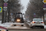 «Требуется время»: в мэрии объяснили, когда обочины дорог в Омске очистят от снега