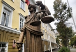 В Омске собственники здания напротив «Летура» согласились в суде привести его в порядок