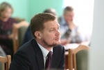 «Чиновник должен появляться в кадре только чтобы объяснить неудачу» - новый омский министр региональной политики Заремба