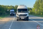 По дороге в Красноярку пассажирский микроавтобус насмерть сбил пешехода