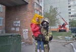 В Омске горела квартира в многоэтажке — спасены 16 человек, среди них двое детей