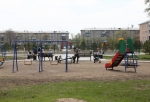 В Омске обнаружили дефекты детских площадок, обустраеваемых по нацпроекту