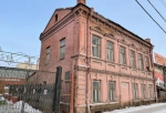 Омская мэрия продает аварийное здание-памятник за 2,8 миллиона