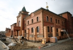 «Нарушение закона и ложь» — в омском ВООПИК уверены, что портик здания омской епархии разобрали намеренно