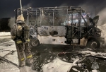 В Омске сгорела пассажирская «Газель» на Мельничной