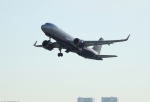 Пассажир рейса из Москвы в Омск устроил драку на борту самолета