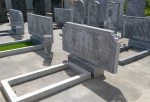 Под Омском неизвестные разгромили памятники на мусульманском кладбище