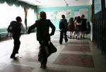 В Омской области школьники будут заниматься в аварийном здании с трещинами еще два года
