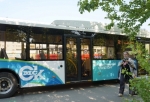 «На улице не лето»: омичка пожаловалась на работу 78 автобуса