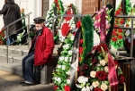 В Омске в Родительский день пустят дополнительный транспорт до кладбищ