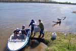 Почтальоны в Омской области пересели на лодки