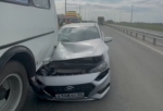 В Омской области пьяный водитель на иномарке протаранил пассажирский ПАЗ