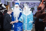 Омский НПЗ провёл новогодние мероприятия для подопечных центров соцобслуживания региона