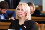 Депутата омского горсовета Инну Гомолко на этой неделе досрочно лишат мандата 