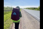 Семейная пара, которая идет пешком из Москвы до Владивостока, добралась до Омской области