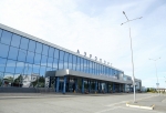 Сотрудника омского аэропорта обвиняют в мошенничестве с авиабилетами
