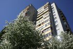 Омск возглавил список городов, где продавцам приходится снижать цену на жилье