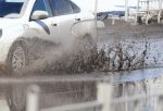 В Омске затопило улицы после мощного ливня: где откачивают воду