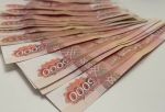 В Омске задержали рецидивистку за кражу денег из сумки покупательницы