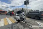 В Омске выписали еще одного пешехода после аварии на островке безопасности