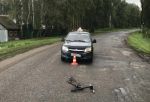  В Омской области девочка на электросамокате попала под учебную «Ладу»