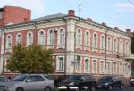 В Омске выставили на продажу историческое здание на Гусарова