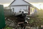 В Омской области подросток на «Опеле» въехал в чужой дом