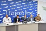 В омской мэрии рассказали, когда начнут подавать тепло в соцобъекты и жилые дома