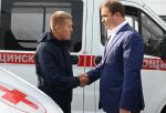 Виталий Хоценко передал омскому здравоохранению 12 новых скорых