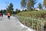 После ЧП с клумбами у омского фонтана установили забор
