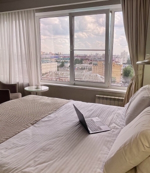 Продуктивность выше, но работы больше —  омские удаленщики рассказали о плюсах ухода из офиса